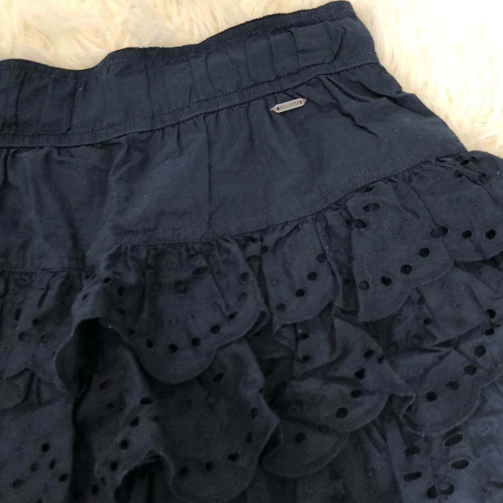 Hollister navy blue mini skirt size small